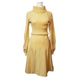 SOLD Vintage Begies Way Women's Knitted Fit and Flare Sweater Dress Small